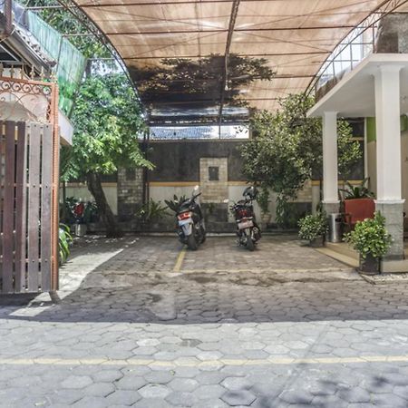 Reddoorz Syariah @ Raya Tajem Maguwo Hotel Kalasan Exterior photo